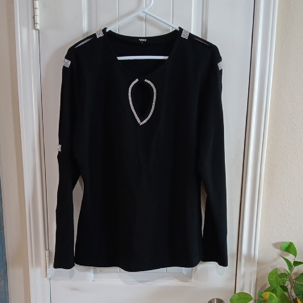 Tesoro MODA Crystal Embellished Blk Cut Out Blouse with Long Sleeves For Evening